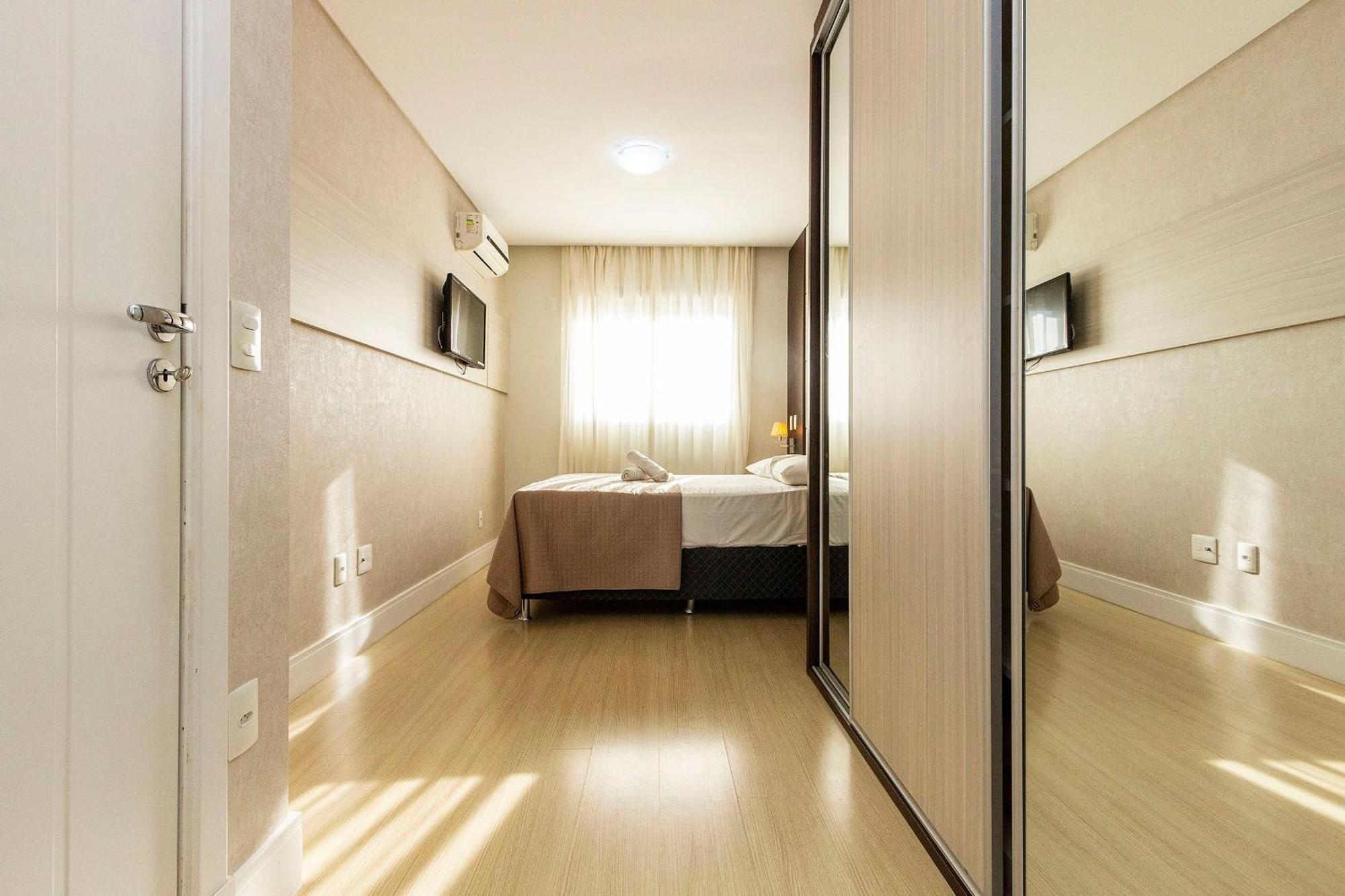Boulevard 224D - Excelente Apartamento Em Condominio De Luxo No Centro De Bombinhas - Piscina - Jacuzzi - Academia - Portaria 24H. 外观 照片