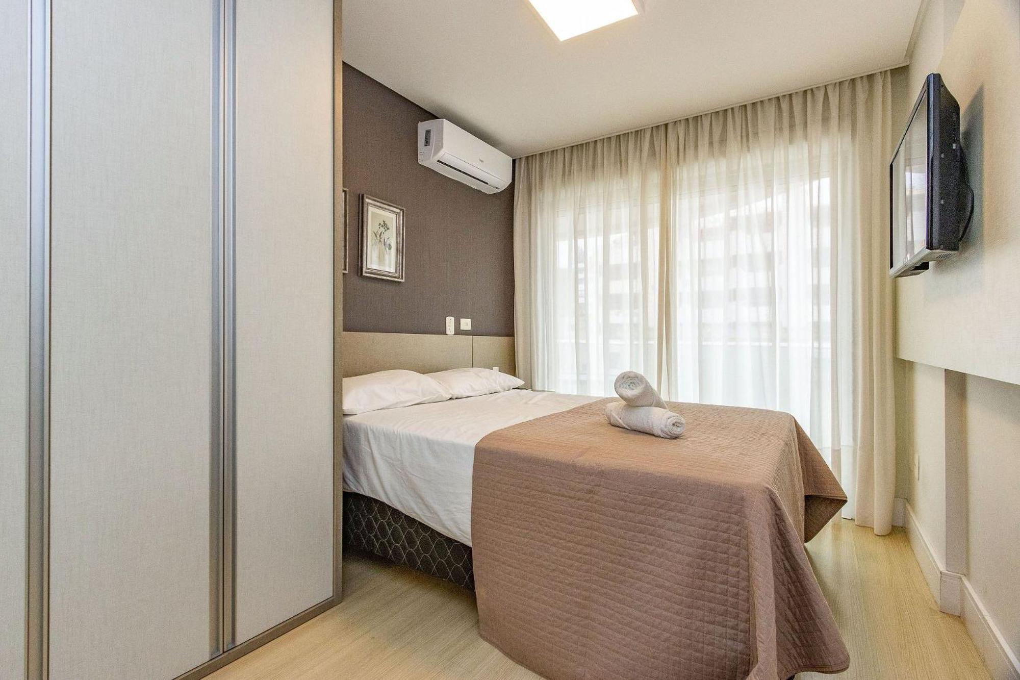 Boulevard 224D - Excelente Apartamento Em Condominio De Luxo No Centro De Bombinhas - Piscina - Jacuzzi - Academia - Portaria 24H. 外观 照片